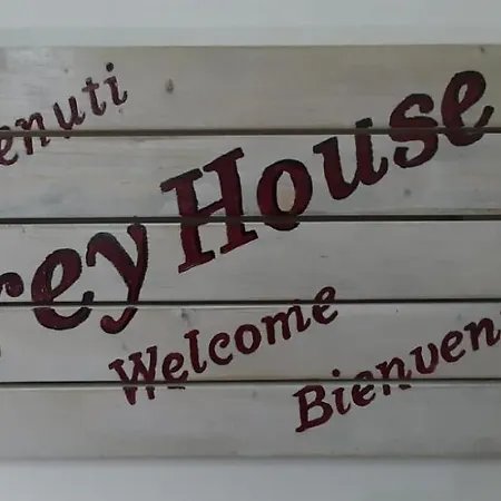 Grey House Lejlighed